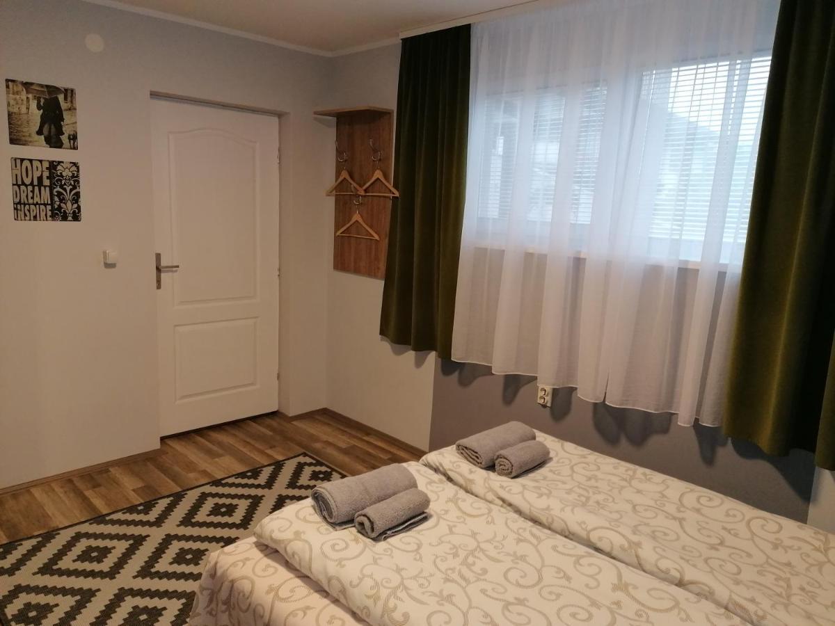 Sombor 19 Central Apartment מראה חיצוני תמונה