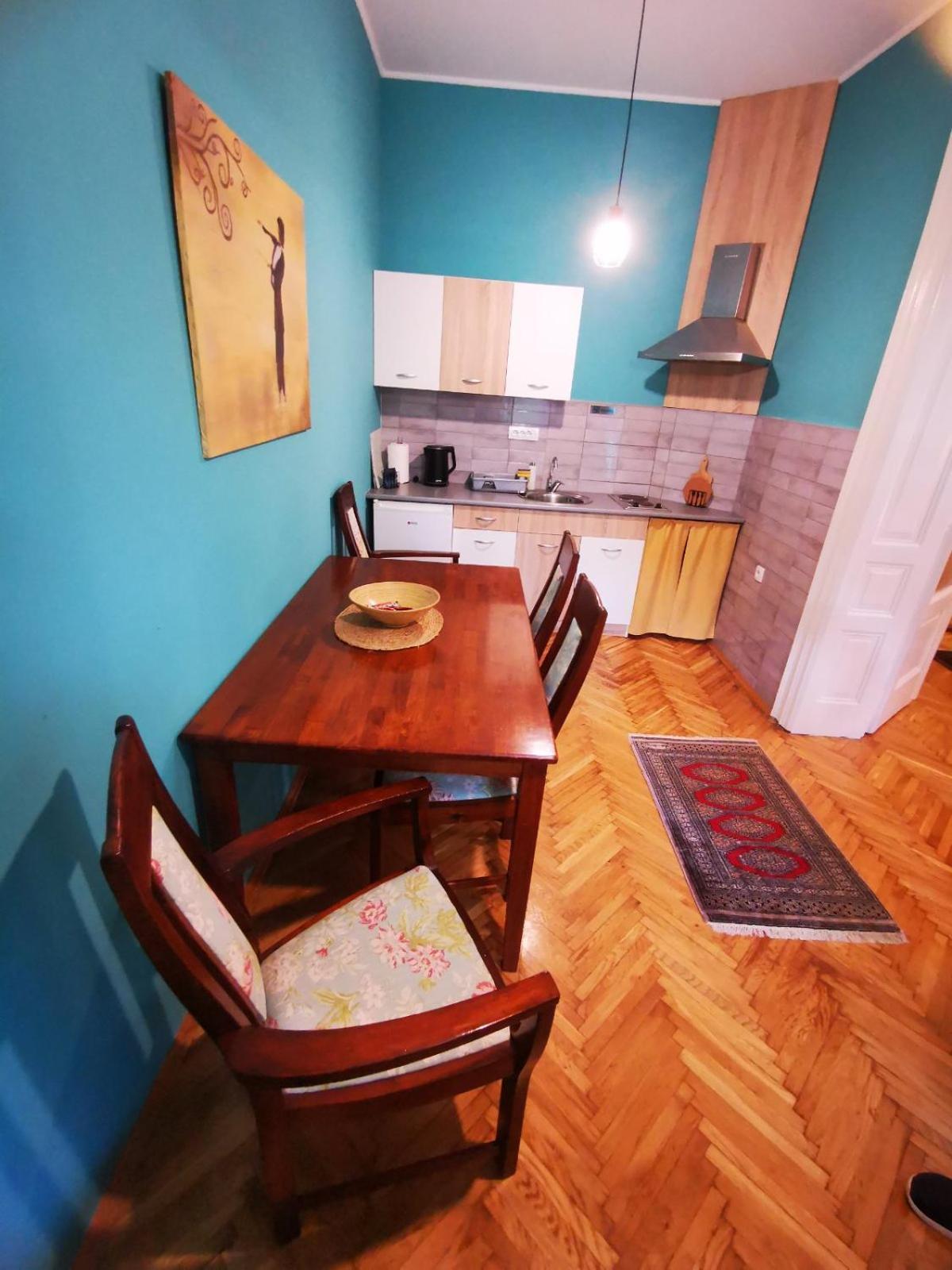 Sombor 19 Central Apartment מראה חיצוני תמונה